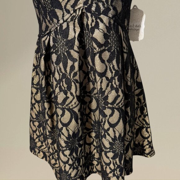 Altar'd State Black Gold Lace Fit and Flare Dress Romantic Scalloped Neck Size S - Picture 3 of 11